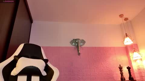 dulce_stormy online show from 02/24/26, 12:03