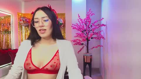 dulce_viioleta online show from 12/19/25, 10:55