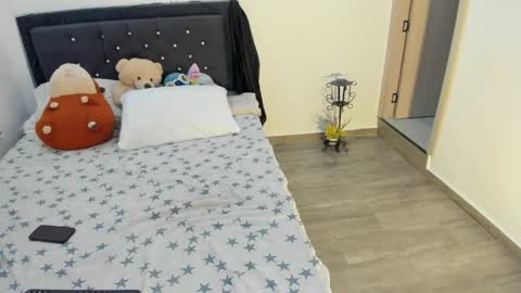 Dulce online show from 04/13/26, 01:55