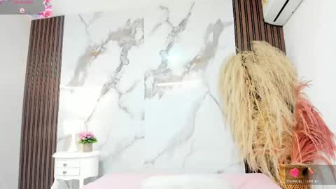 Dulce online show from 05/28/26, 12:13