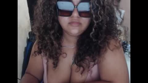 Snapshot of dulcetiffanii chatting on 05/28/26, 06:00 Sofia online show from 05/28/26, 06:00