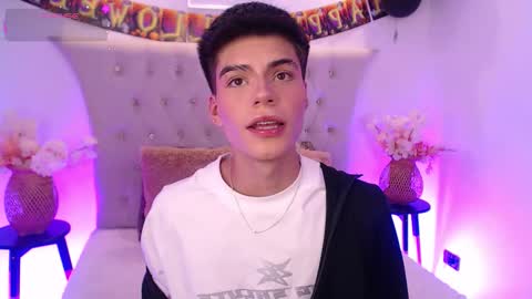 Dulcey online show from 10/19/25, 03:40