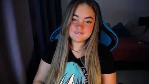 Snapshot of dumont_model chatting on 01/10/25, 04:44 Nicole   online show from 01/10/25, 04:44