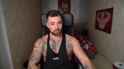 Snapshot of duncanstones chatting on 12/18/24, 05:31 DuncanStone online show from 12/18/24, 05:31