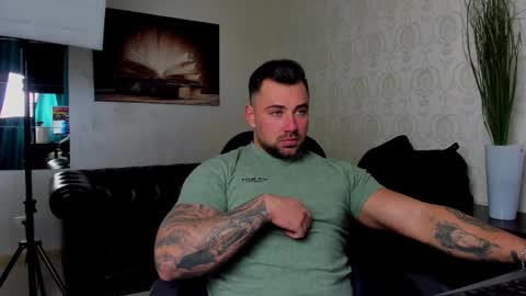 Snapshot of duncanstones chatting on 02/10/25, 10:20 DuncanStone online show from 02/10/25, 10:20