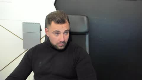 Snapshot of duncanstones chatting on 02/19/25, 02:23 DuncanStone online show from 02/19/25, 02:23