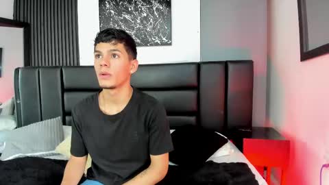 Thomas and Noah online show from 09/28/25, 06:57