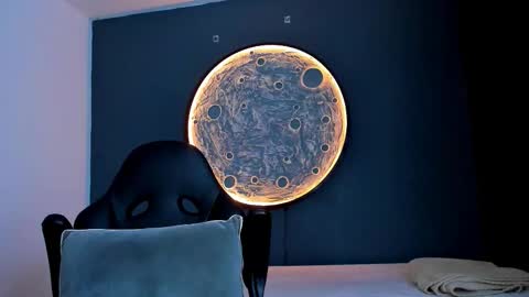 duran_dhikol1 online show from 11/21/25, 01:37