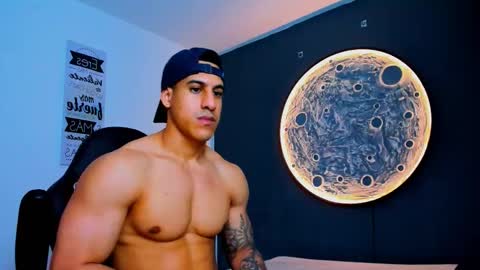 duran_dhikol1 online show from 12/05/25, 04:21