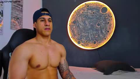 duran_dhikol1 online show from 02/12/26, 03:23