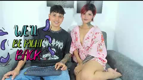 Snapshot of dust_couple chatting on 07/09/26, 08:35 Nicolle y Julian online show from 07/09/26, 08:35