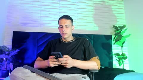 Dustin Sonne online show from 04/02/26, 03:37