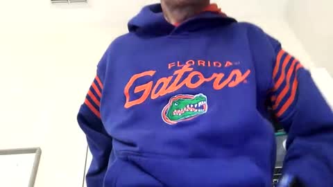 Dustinthesweettalker online show from 12/17/24, 09:16