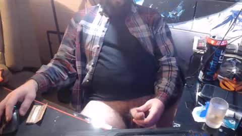 Snapshot of dusty0810 chatting on 10/20/25, 12:22 dusty0810 online show from 10/20/25, 12:22