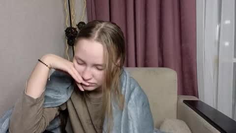 Jenny online show from 12/18/25, 07:09