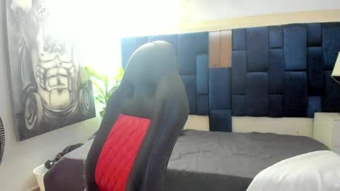 Snapshot of dustyn__michelle chatting on 05/10/26, 04:34 DUSTYN MICHELLE online show from 05/10/26, 04:34