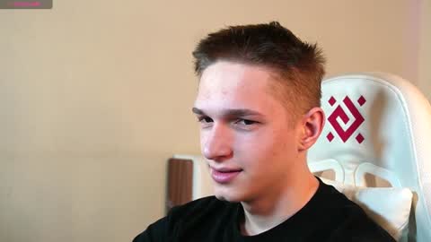 Dustyn online show from 01/03/25, 03:01