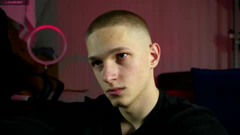 Dustyn online show from 02/09/25, 04:50