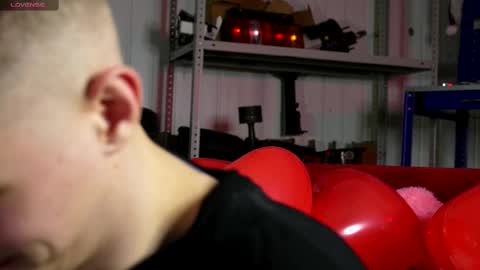 Dustyn online show from 02/12/25, 05:26