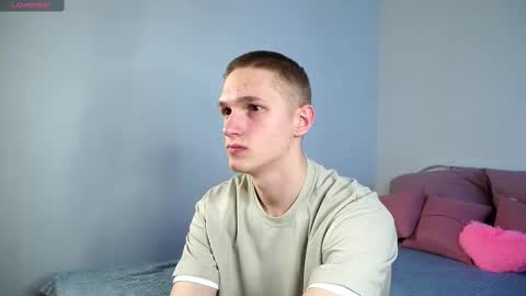 Dustyn online show from 02/27/25, 07:04