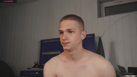 Dustyn online show from 09/09/25, 05:01