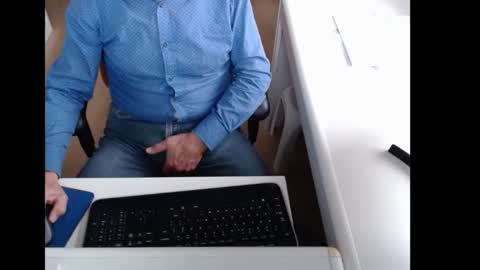 dutchpornking2 online show from 11/01/25, 09:11