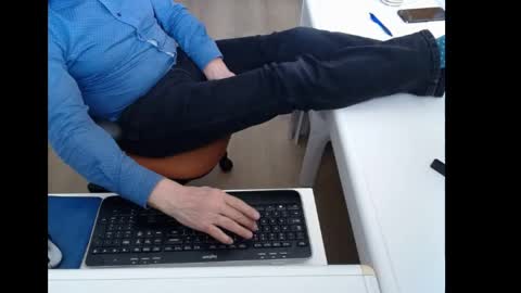 dutchpornking2 online show from 04/01/26, 02:36