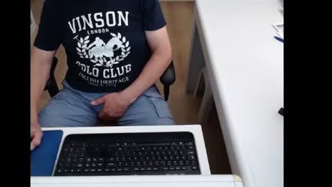 Snapshot of dutchpornking2 chatting on 06/18/26, 10:52 dutchpornking2 online show from 06/18/26, 10:52