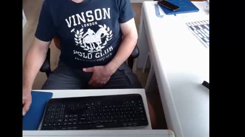 Snapshot of dutchpornking2 chatting on 06/29/26, 05:57 dutchpornking2 online show from 06/29/26, 05:57