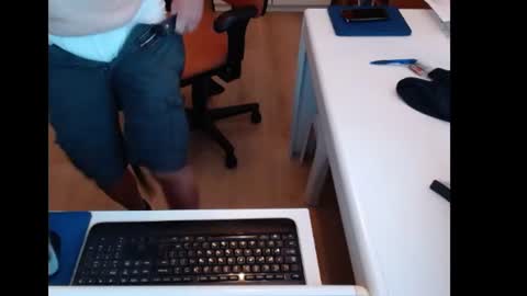 Snapshot of dutchpornking2 chatting on 07/17/26, 06:42 dutchpornking2 online show from 07/17/26, 06:42