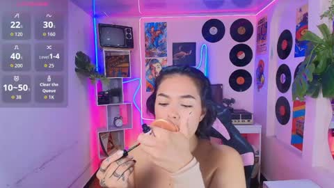 Snapshot of duulce_mia chatting on 05/17/26, 11:39 duulce_mia online show from 05/17/26, 11:39