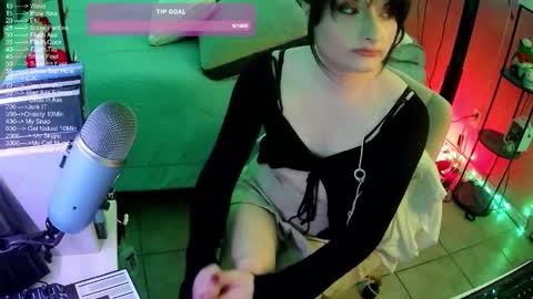 DvaDaisy online show from 10/19/25, 11:38