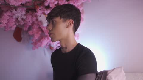 Dwayne xx online show from 12/17/24, 09:16