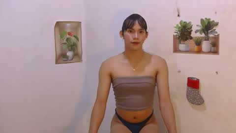 dy_namite online show from 04/07/26, 05:24