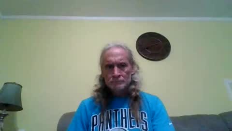 Snapshot of dyankee68 chatting on 05/25/26, 12:05 dyankee68 online show from 05/25/26, 12:05
