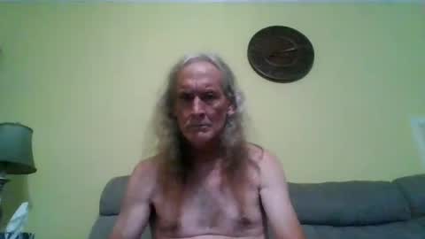 Snapshot of dyankee68 chatting on 07/14/26, 12:13 dyankee68 online show from 07/14/26, 12:13