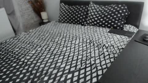 Snapshot of dyanne18 chatting on 03/04/26, 02:23 Dyanne online show from 03/04/26, 02:23