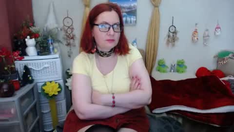 Dyanne online show from 02/05/25, 02:08
