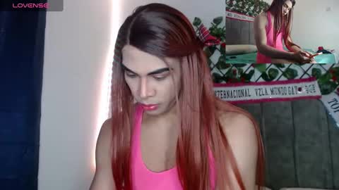 Snapshot of dylan276800 chatting on 11/21/25, 02:27 dylan276800 online show from 11/21/25, 02:27