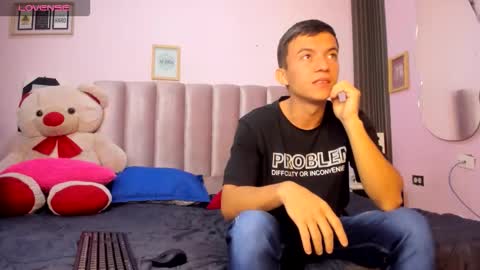 Snapshot of dylan_and_kim chatting on 02/10/26, 12:31 dylan_and_kim online show from 02/10/26, 12:31