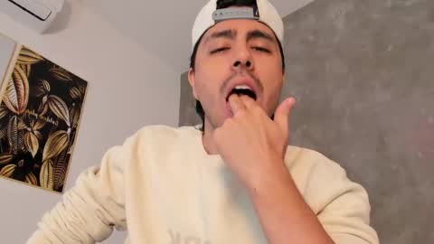 Dylan online show from 12/19/25, 11:28