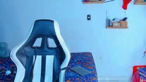 Dylan online show from 02/22/26, 01:07