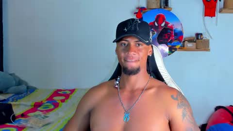 Snapshot of dylan_jake1 chatting on 06/11/26, 02:53 Dylan online show from 06/11/26, 02:53