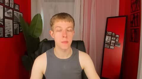 Snapshot of dylan_norton chatting on 06/03/26, 10:18 Dylan online show from 06/03/26, 10:18