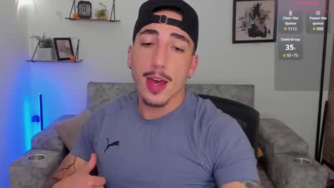 Bryan model independient online show from 10/26/25, 12:05