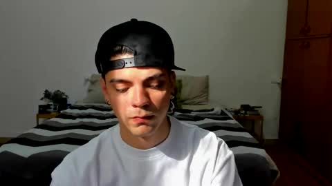 D Y L A N online show from 05/02/26, 02:55