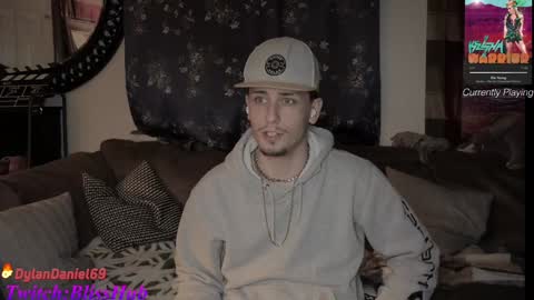 Snapshot of dylandaniel69 chatting on 01/13/25, 04:50 Dylan Daniel 7.8 online show from 01/13/25, 04:50