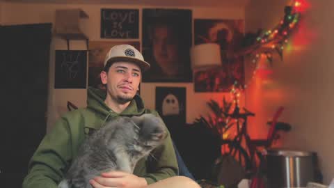 Snapshot of dylandaniel69 chatting on 02/05/25, 05:09 Dylan Daniel 7.8 online show from 02/05/25, 05:09