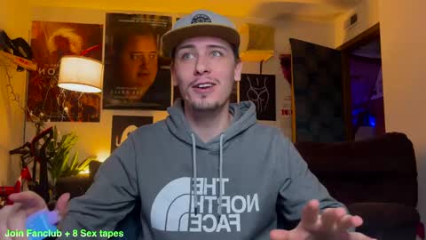 Snapshot of dylandaniel69 chatting on 02/11/25, 09:46 Dylan Daniel 7.8 online show from 02/11/25, 09:46