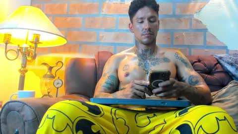 D Y L A N online show from 02/06/25, 02:11